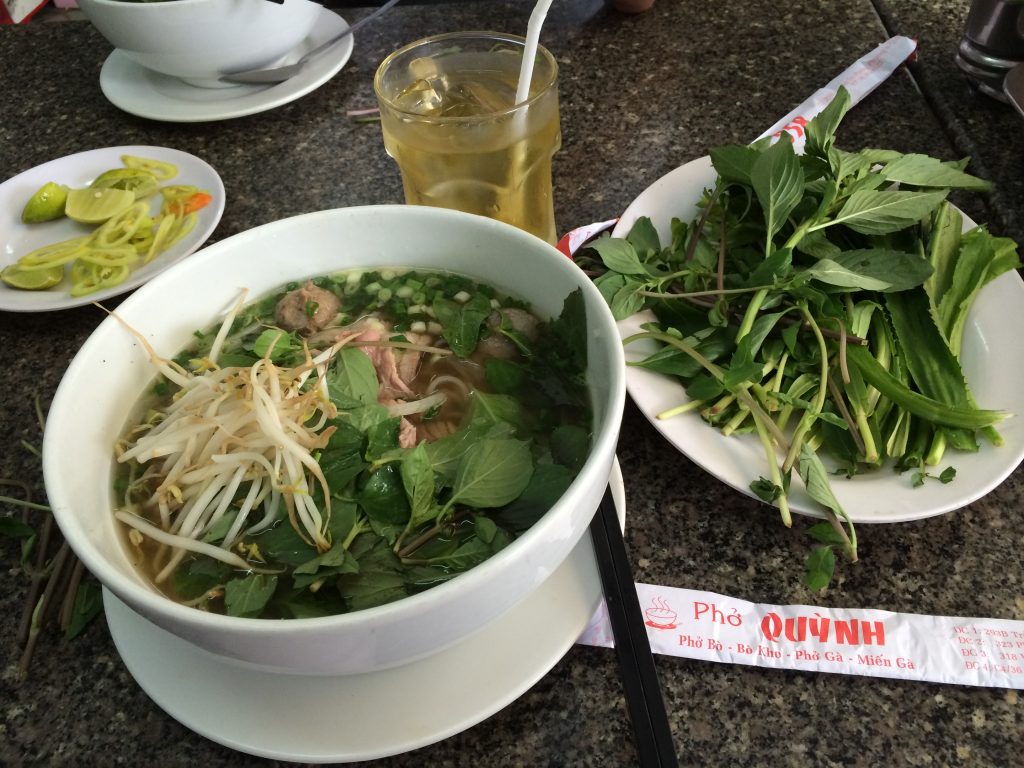 ベトナムぐるめ - フォーなどの麺について説明