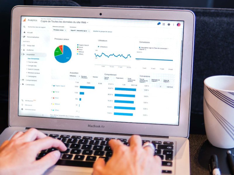 Looker Studioとの日々