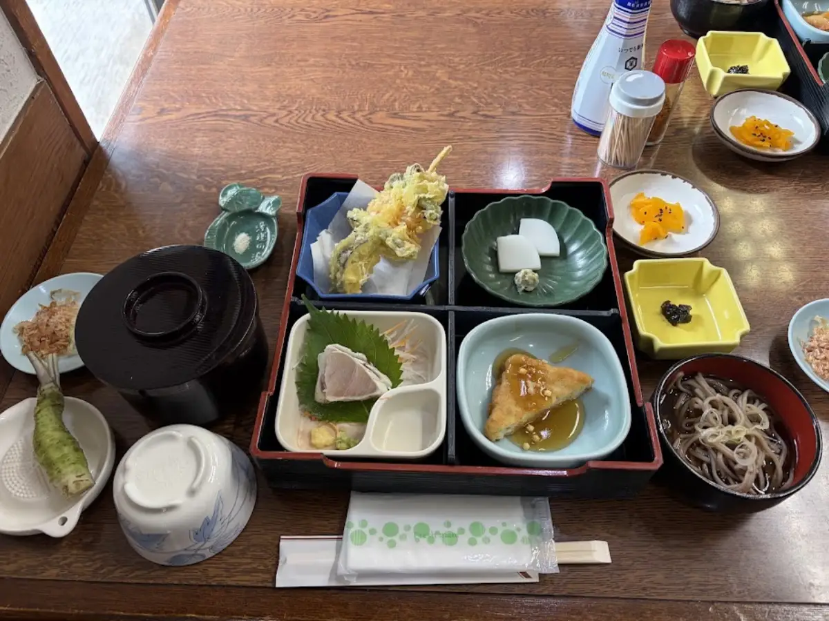 天城わさび丼
